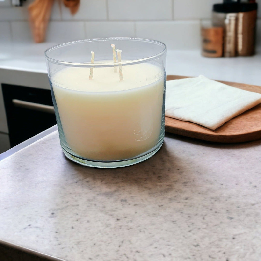 Simplistic LG Candle 14.5oz