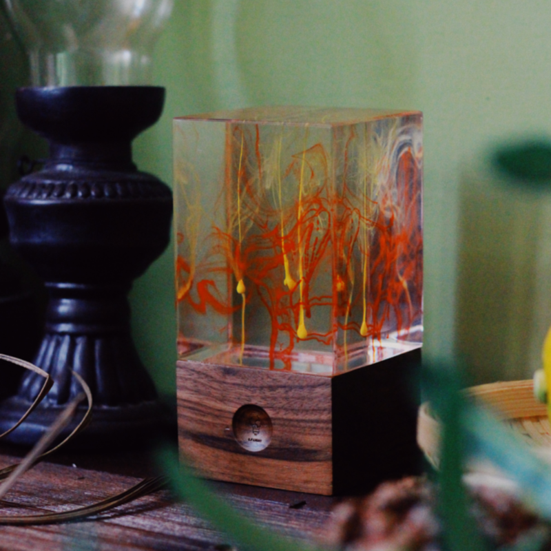 Resin table decor