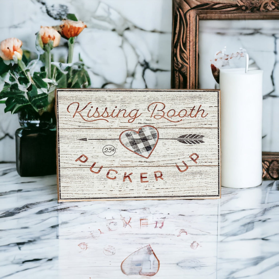 Kissing Booth